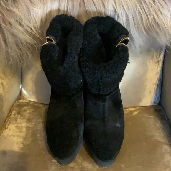 Authentic Burberry wedge boots - Picture 7 of 10